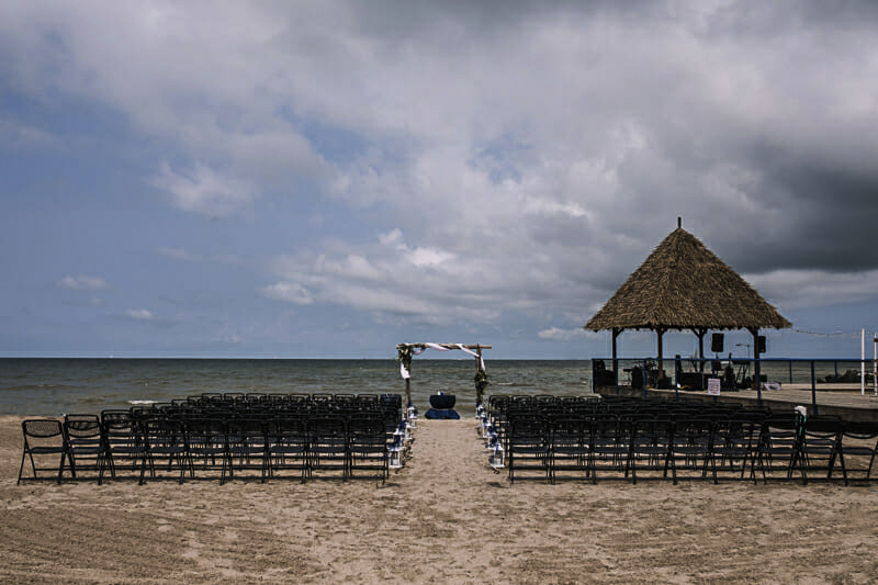 docks-beach-house-ceremony-and-reception
