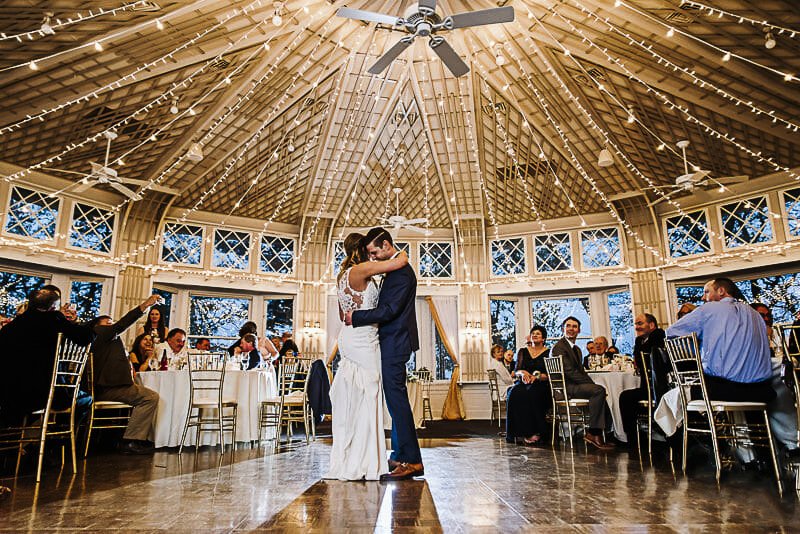 indoor-first-dance-photo-at-toledo-country-club