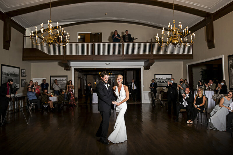 first-dance-at-inverness-country-club-toledo