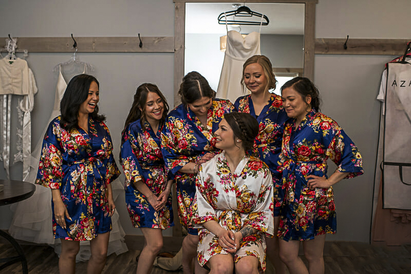 bridesmaids-in-robes-at-the-barn-at-walnut-creek