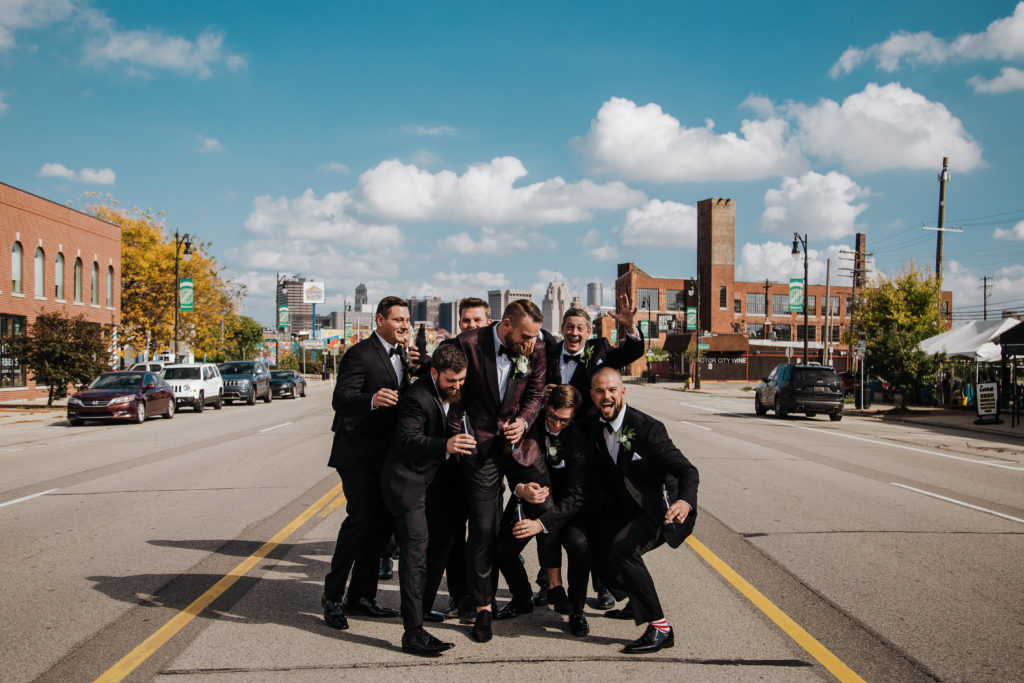 downtown detroit wedding photography