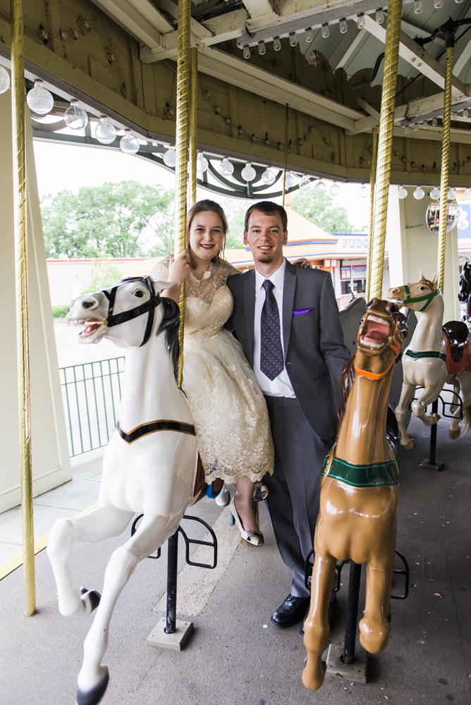 carousel wedding photos