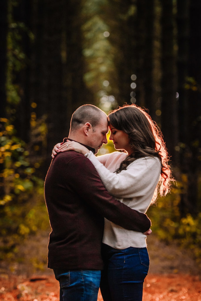 engagement-photos-at-the-spot-oak-openings