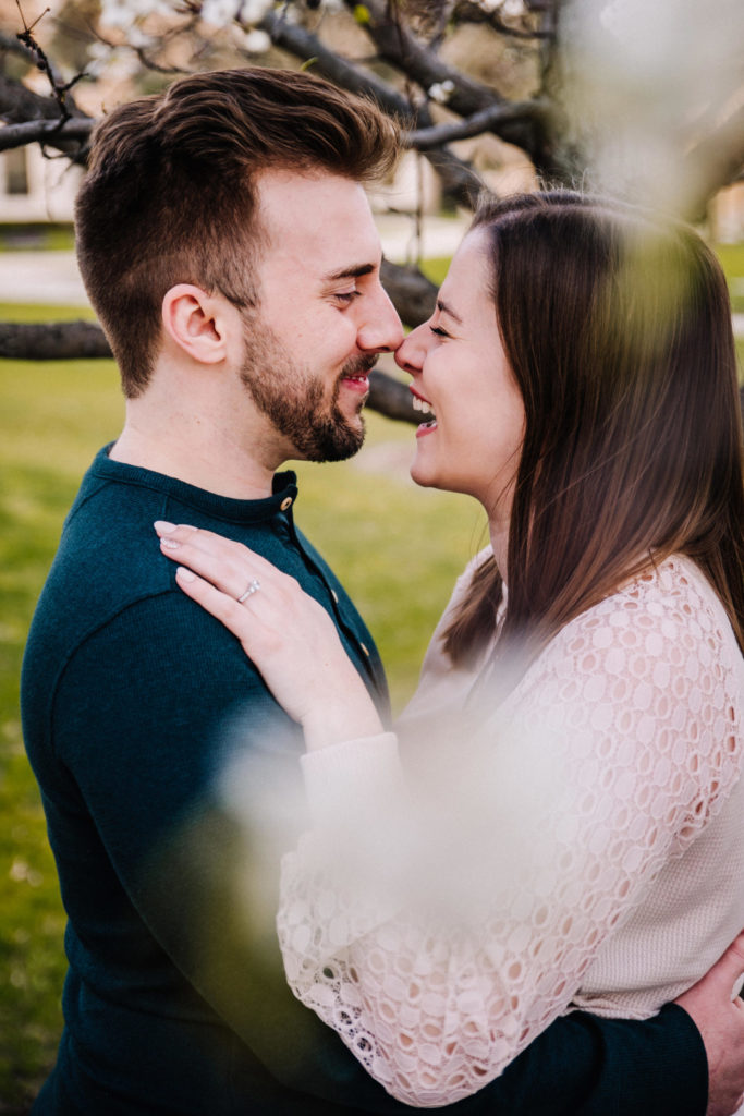 toledo engagement photos in the spring